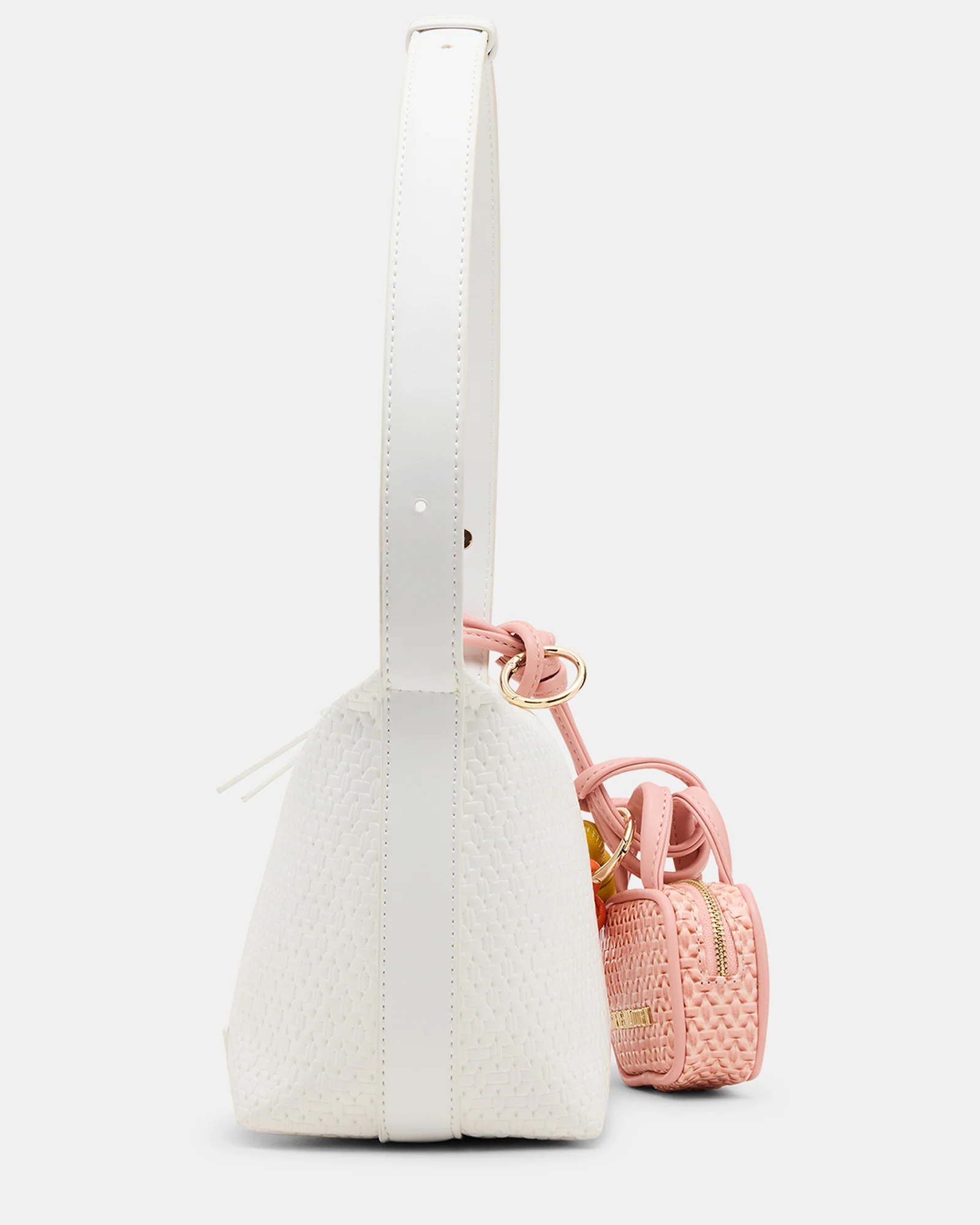 BLILYANN WHITE - Image 3