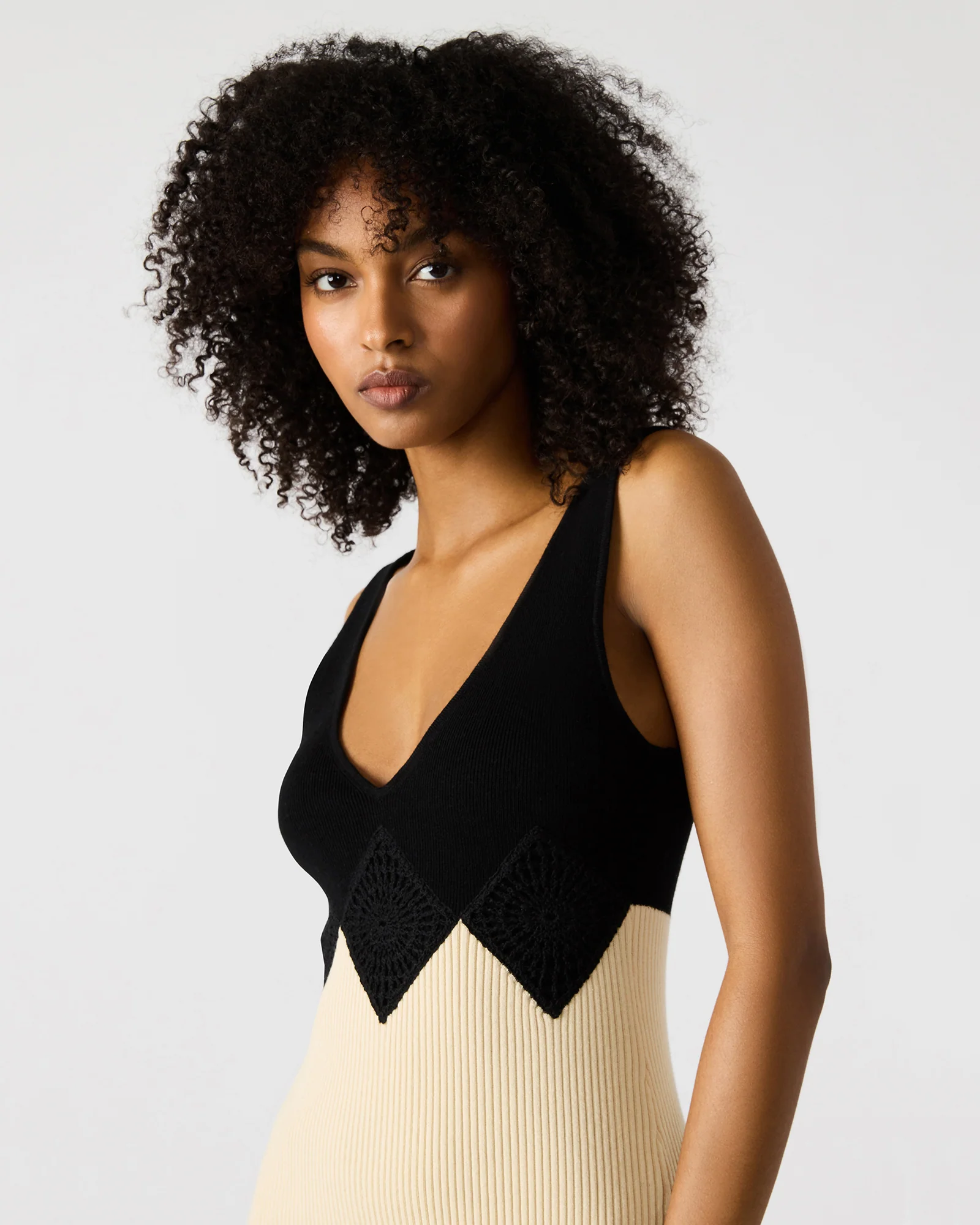 PRUNELLA DRESS BLACK MULTI - Image 2