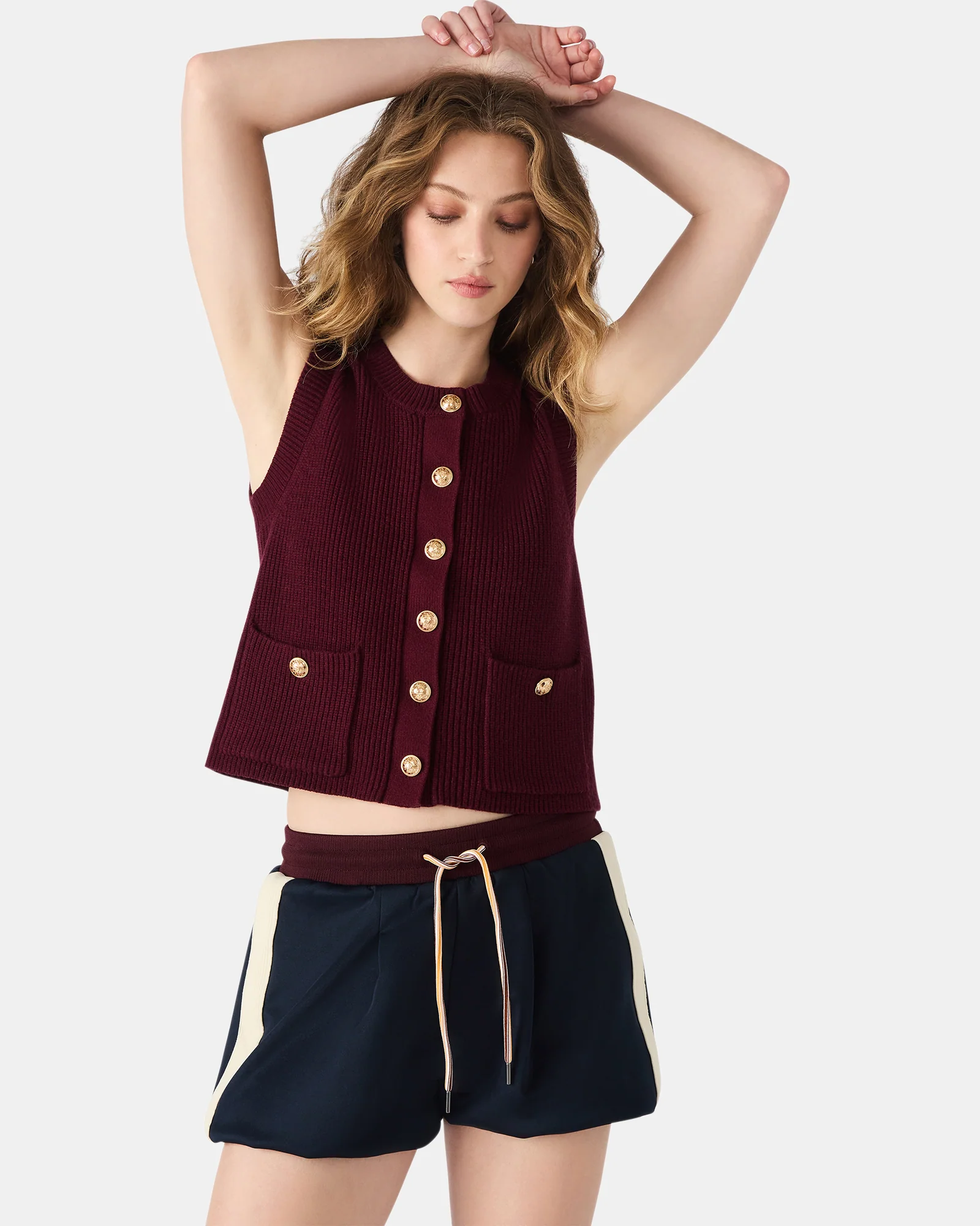 ALIYA SWEATER VEST WINE - Image 2