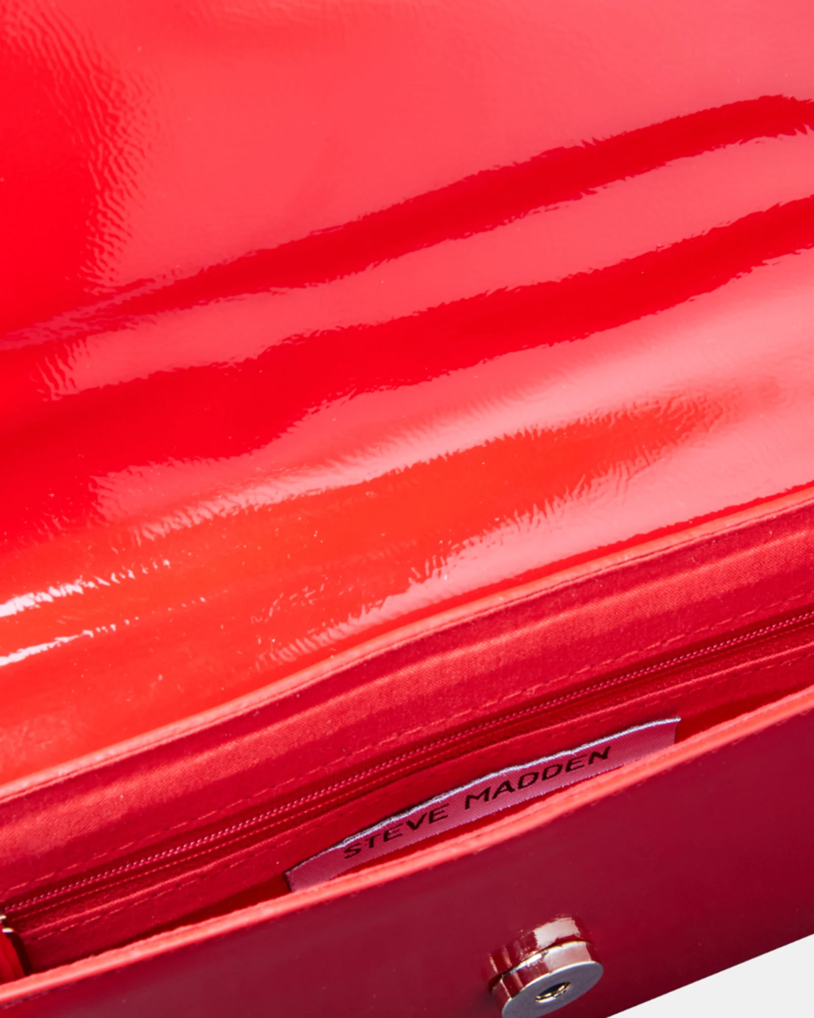 BWORLDLY RED PATENT - Image 4