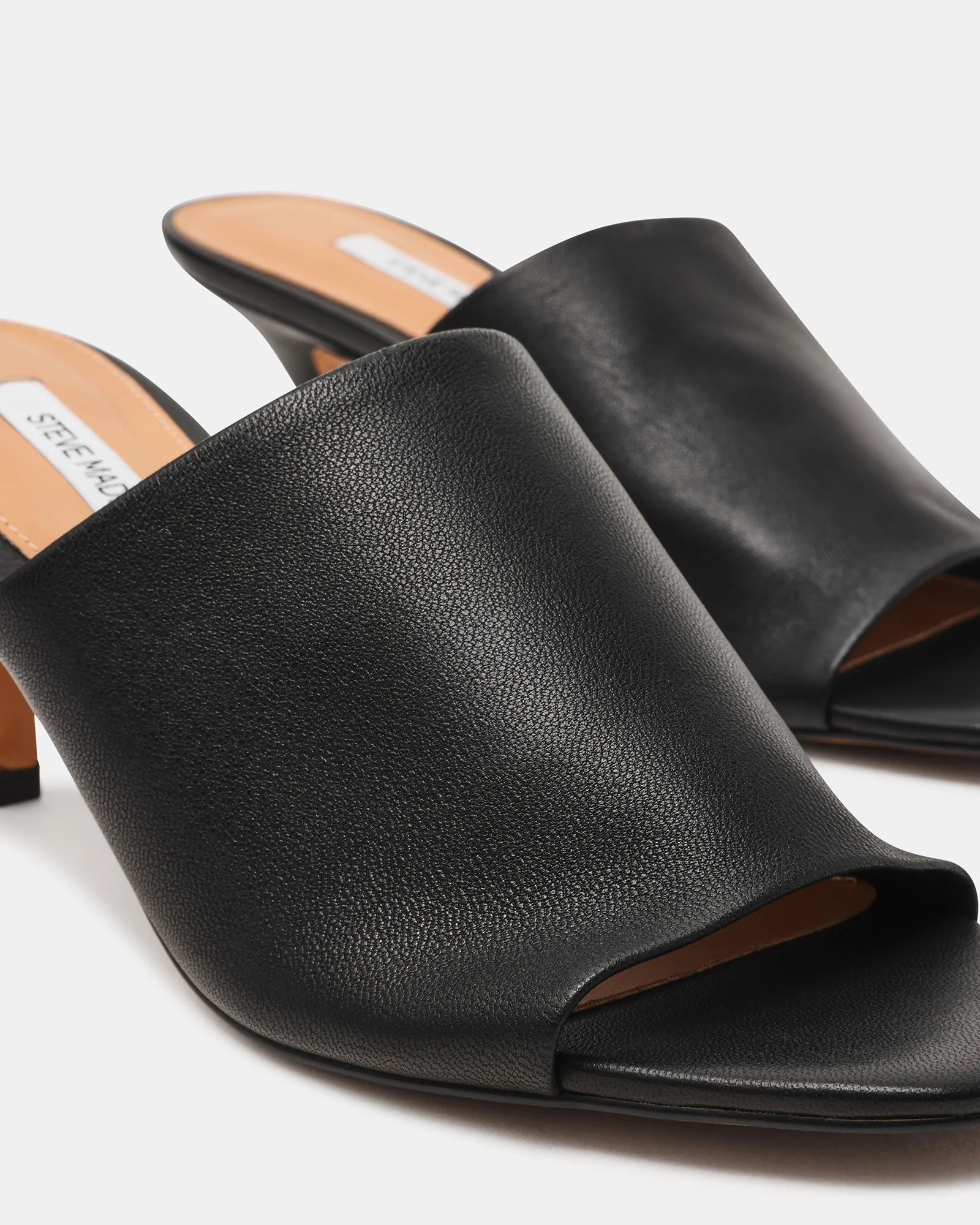 CIERAA BLACK LEATHER - Image 3