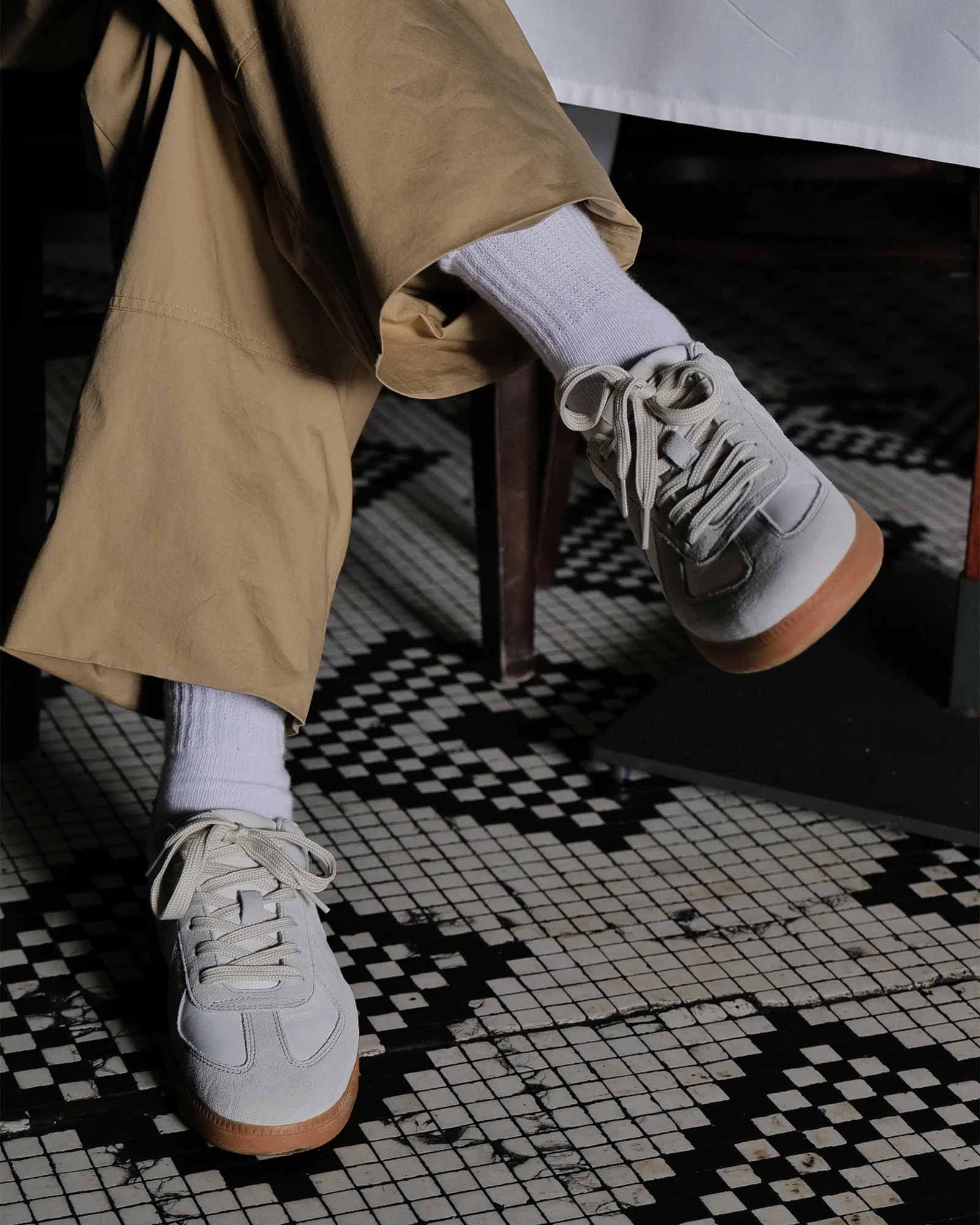 DIXINM WHITE LEATHER - Image 4