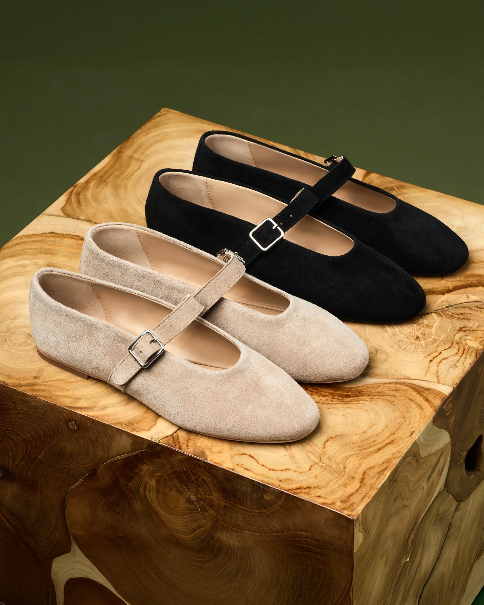 DREAMING-S BLACK SUEDE - Image 4