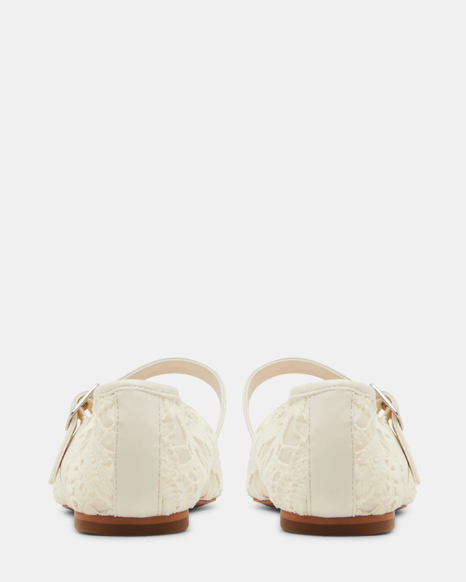 DREAMING WHITE - Image 4