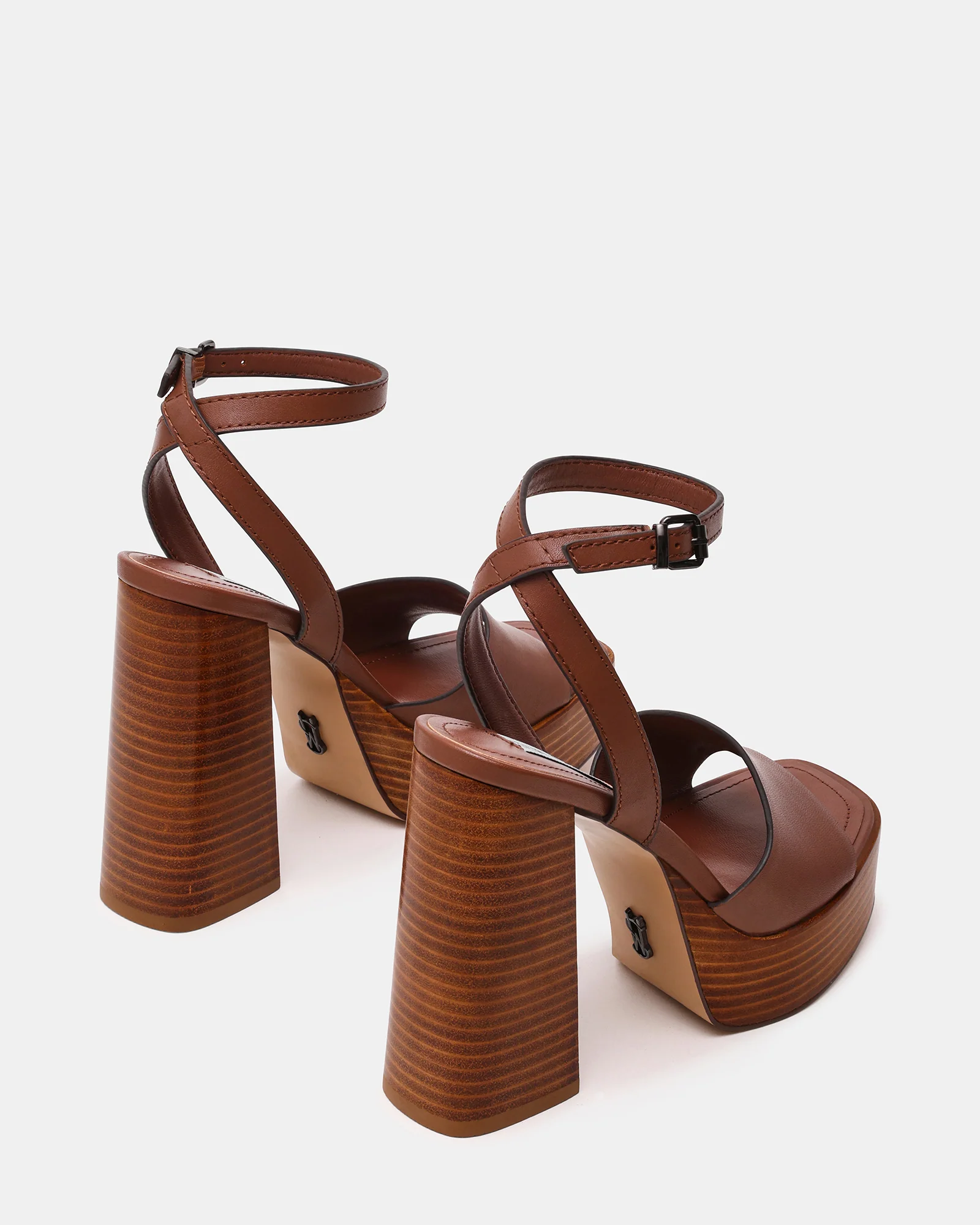FLORIA TAN - Image 6