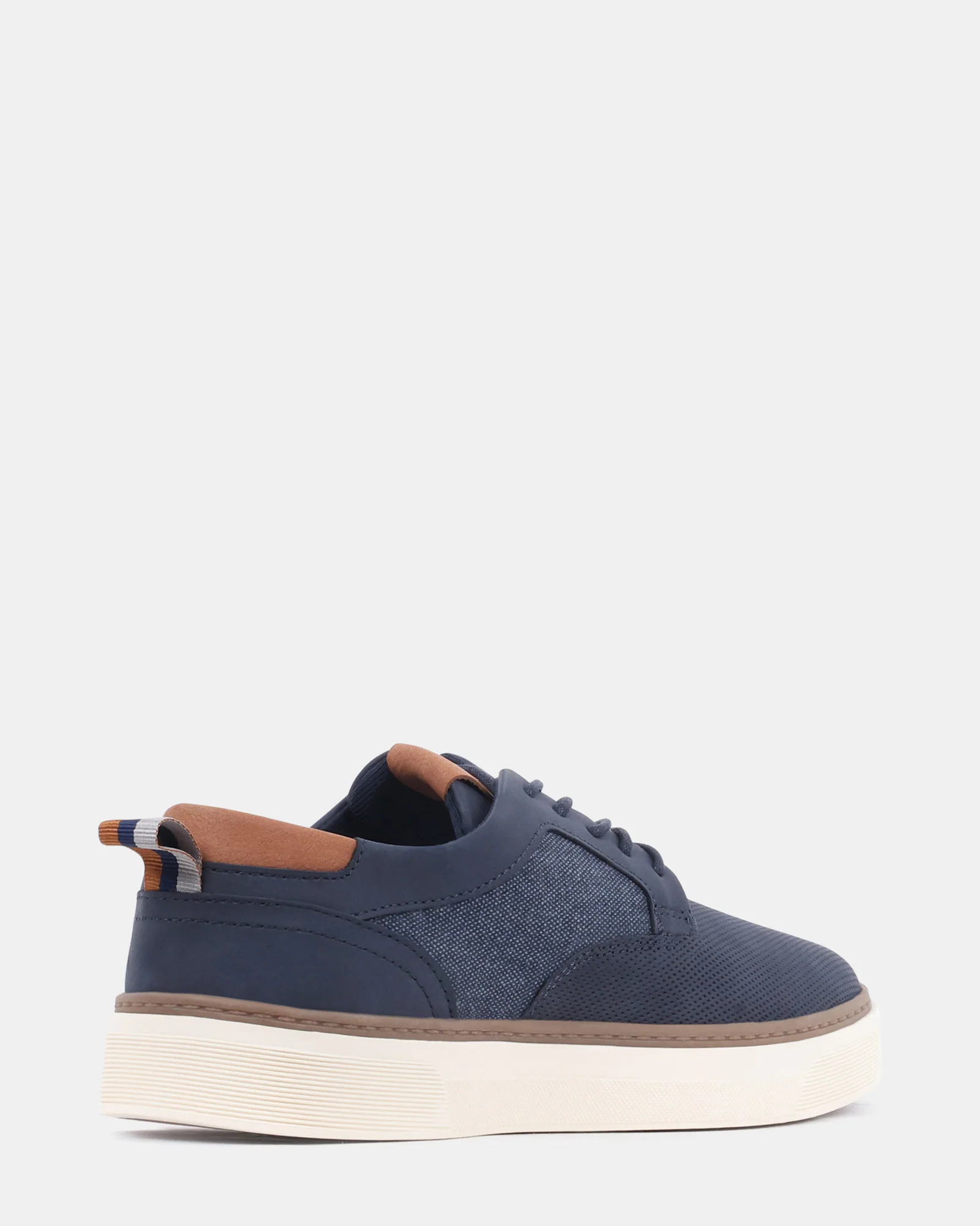 HASTINGSS NAVY NUBUCK - Image 6
