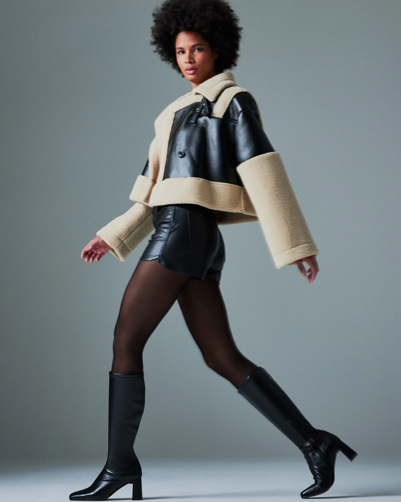 HOLLY BLACK - Image 8