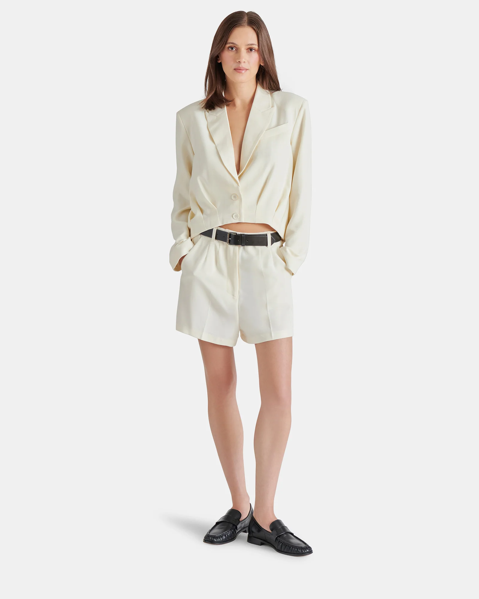 INGRIDA SHORTS WHITE - Image 5