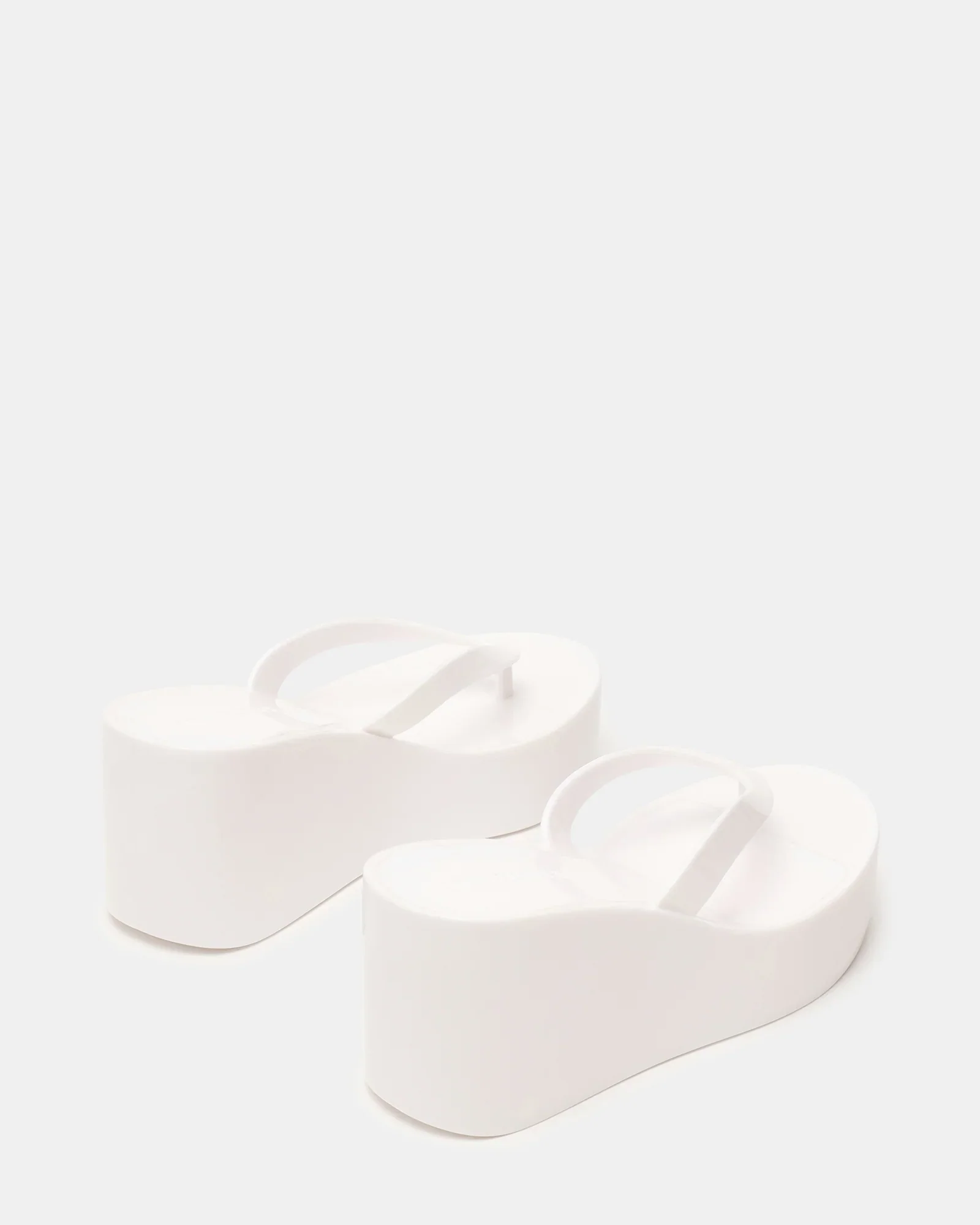 JELLA WHITE - Image 5