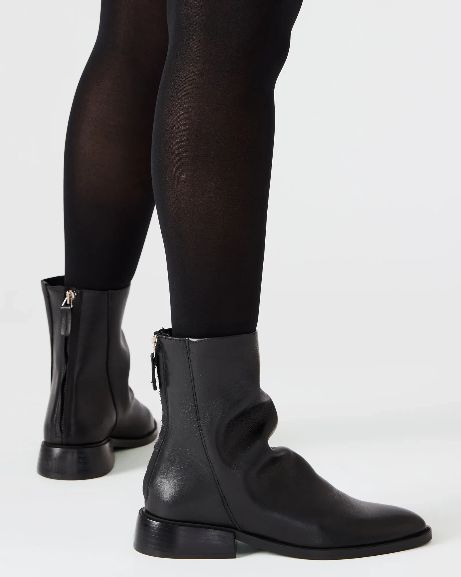 NEXIE BLACK LEATHER - Image 2
