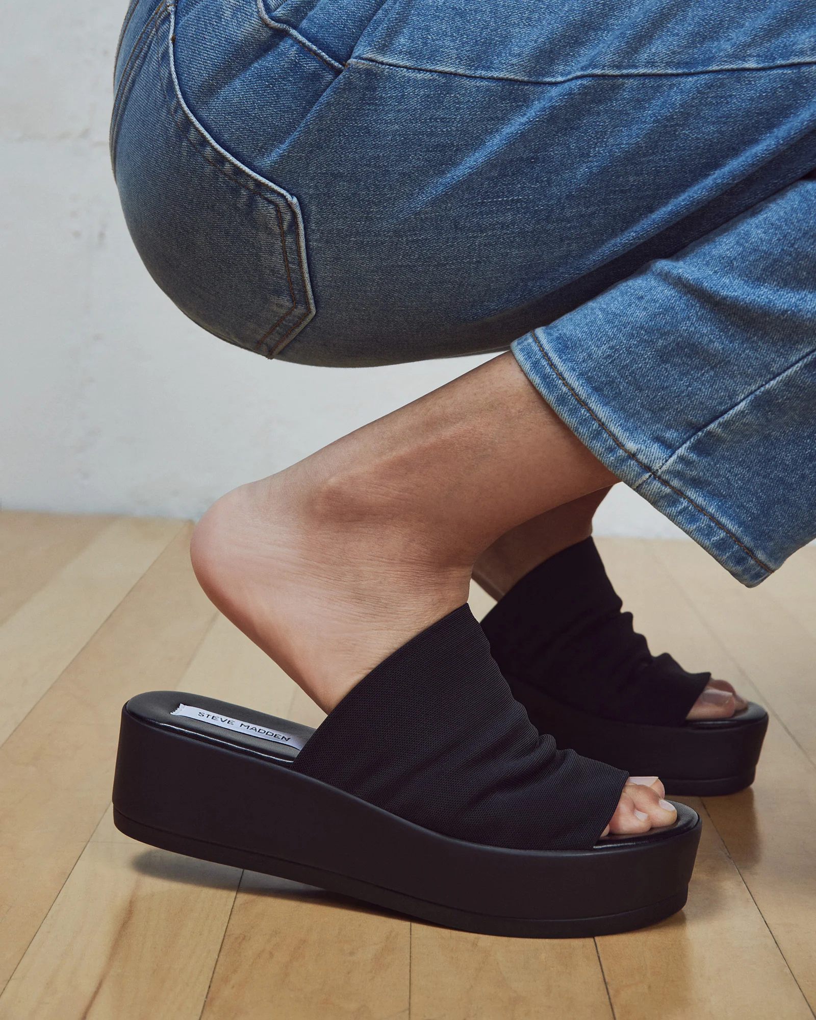 SLINKY BLACK - Image 2